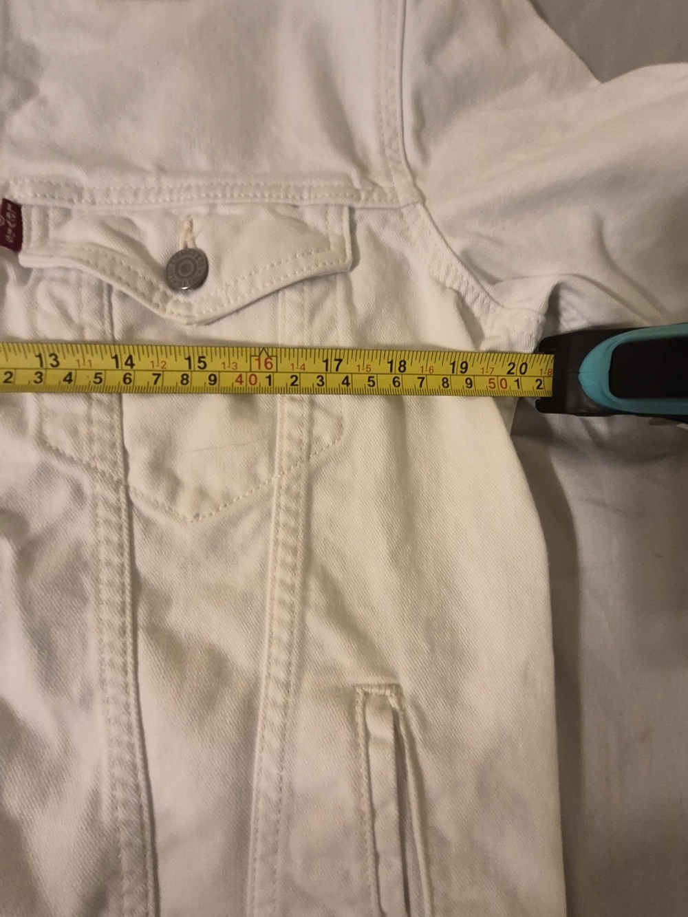 Levi's White Men's Denim Jacket with Button Front - Picture 5 of 7